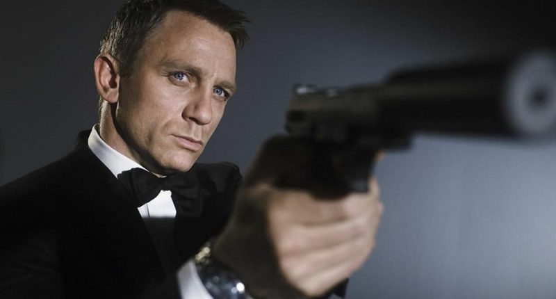 James Bond / Daniel Craig